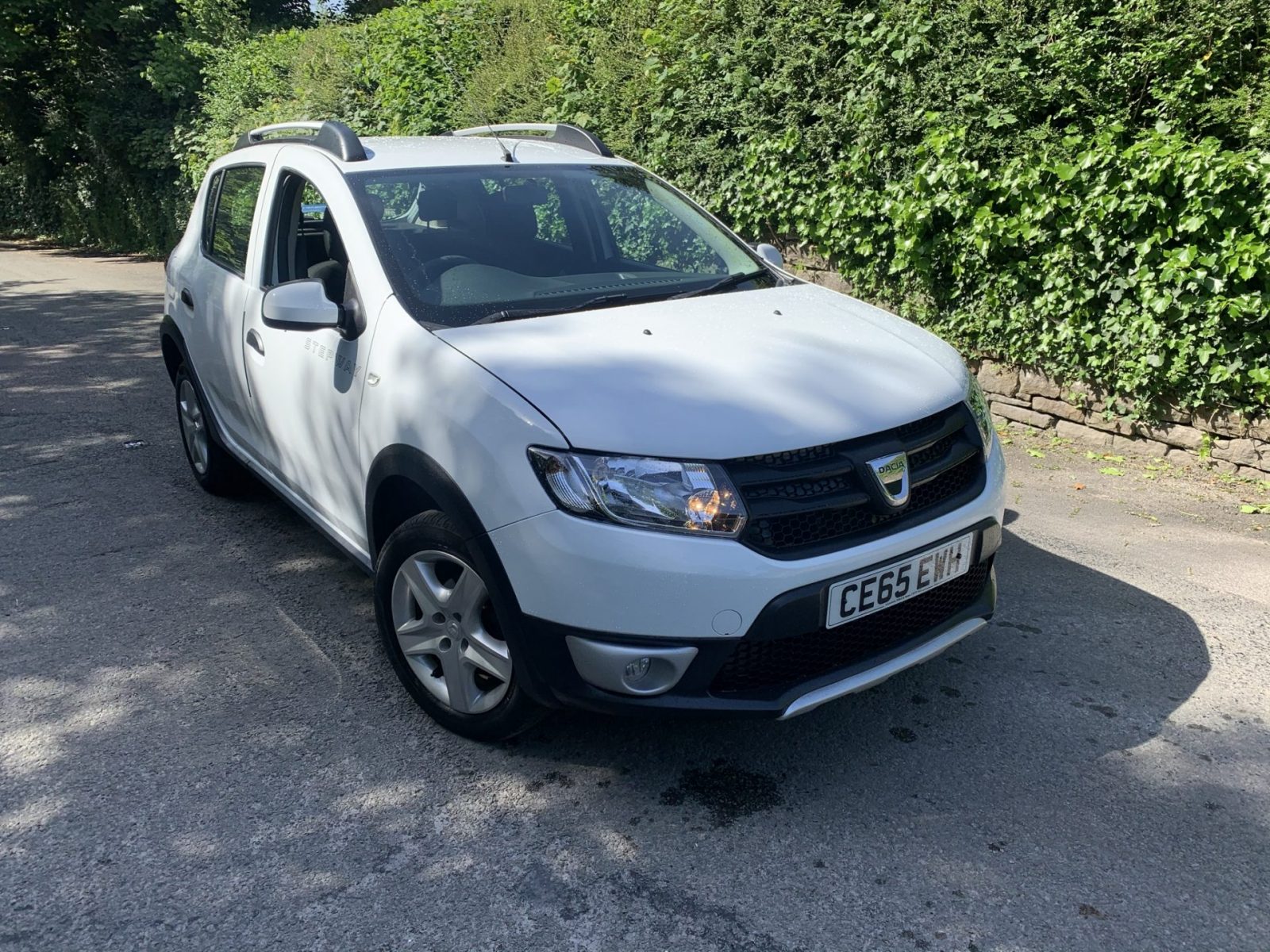 2015 Dacia Sandero Stepway Ambiance Dci Hatchback | Leyshon Flint & Sons