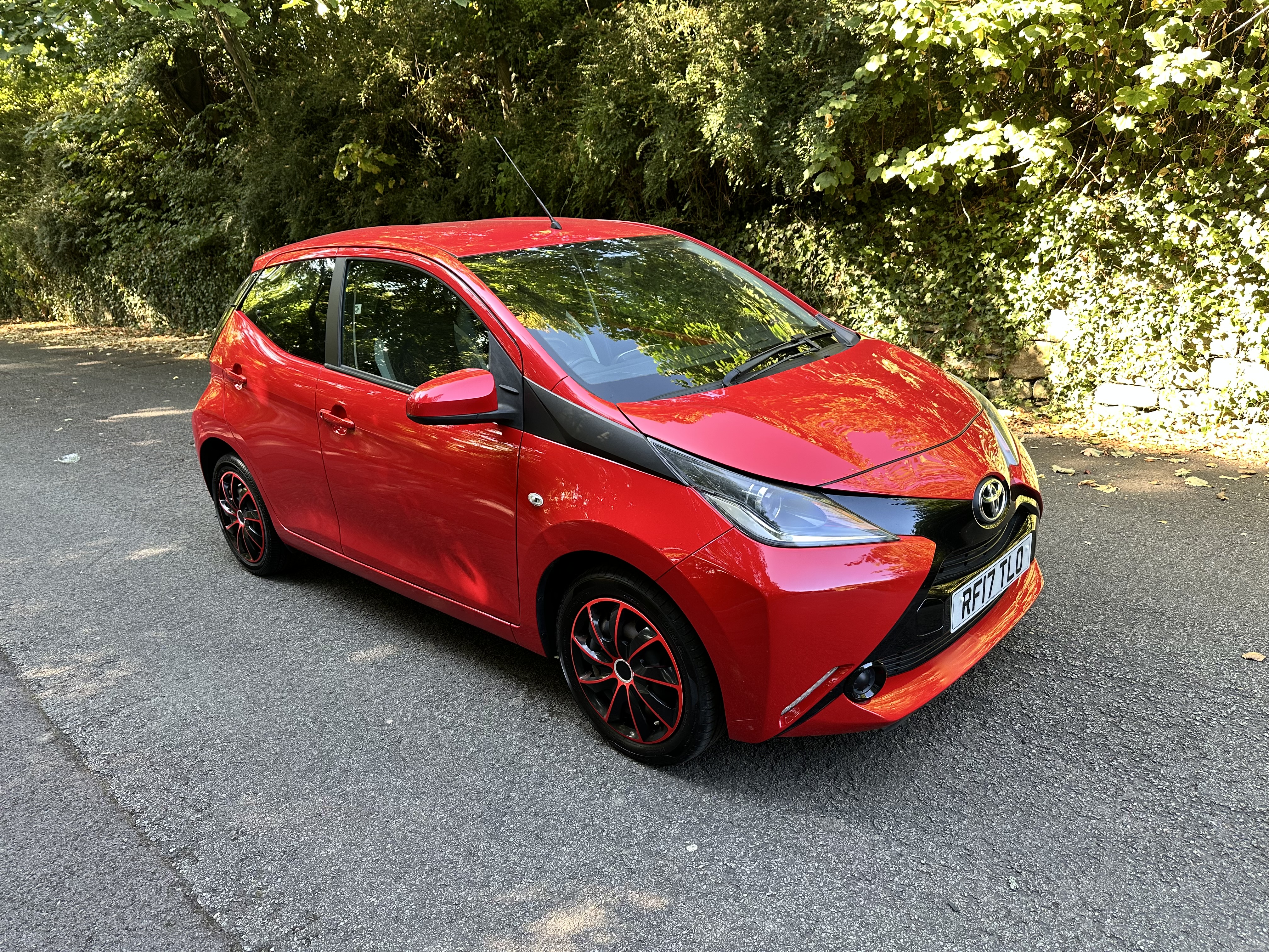 2017 TOYOTA AYGO