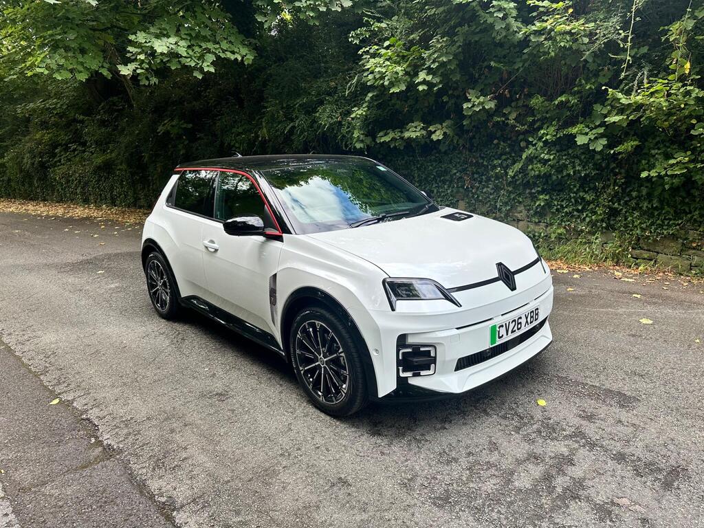 2026 Renault 5 Iconic+ E-Tech
